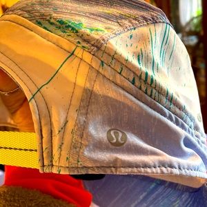 Excellent condition Lululemon running hat.